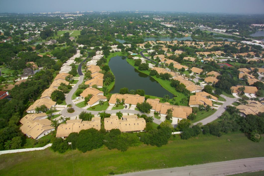 Lakeshore Village in Sarasota Maintenance Free Homes for Sale