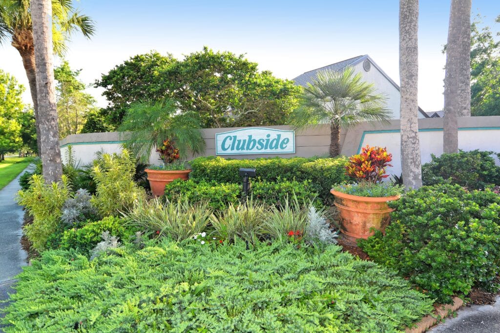 Clubside Sarasota Florida Condos for Sale at Palm Aire