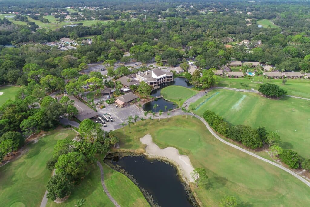 Quail Hollow Sarasota Condos for Sale at the Meadows