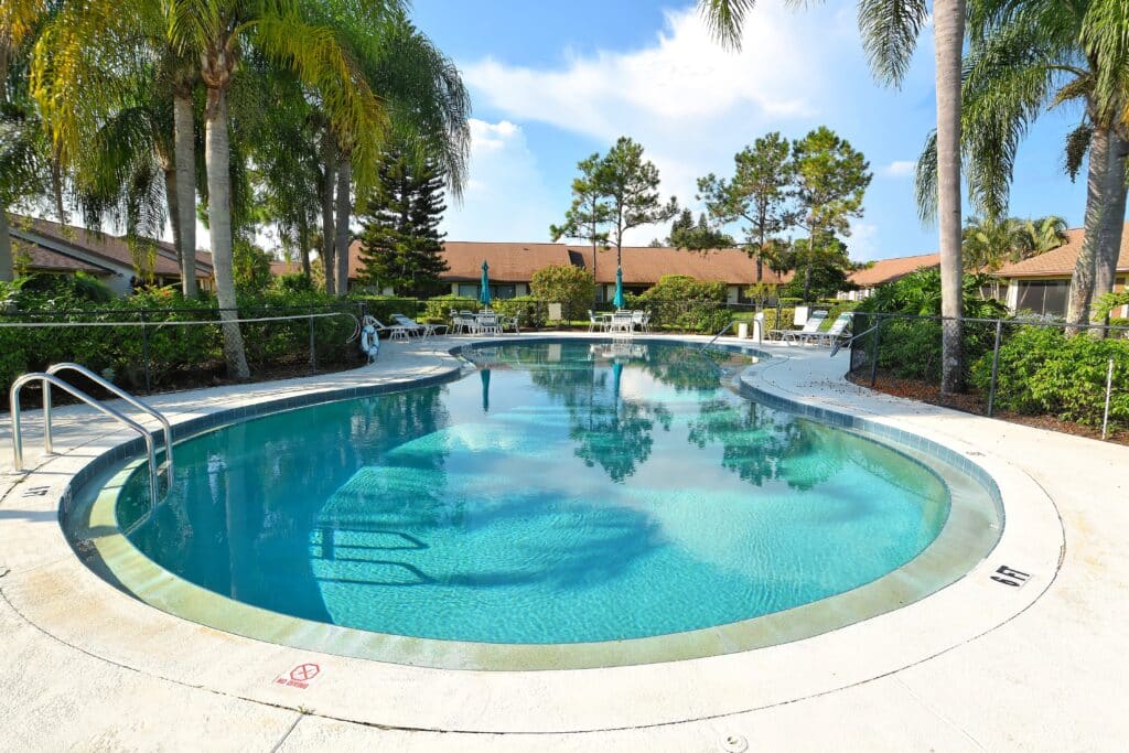 Woodlake Sarasota Florida Villas for Sale at Palm Aire